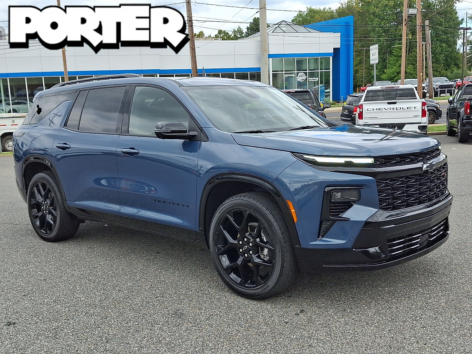 Certified 2025 Chevrolet Traverse RS AWD/4WD image 1