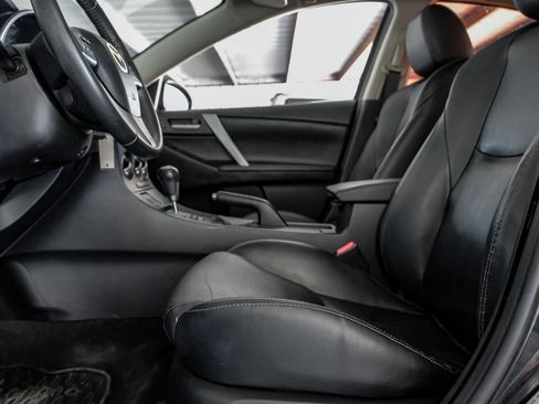 Used 2012 MAZDA MAZDA3 i Grand Touring w/ Tech Pkg FWD image 28