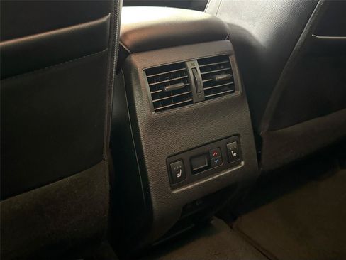 Used 2024 Mitsubishi Outlander SEL FWD image 34