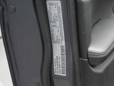 New 2025 Jeep Grand Cherokee L Altitude image 19