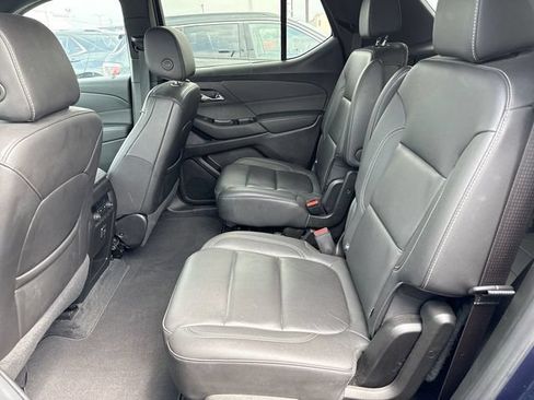 Used 2023 Chevrolet Traverse LT AWD/4WD image 14