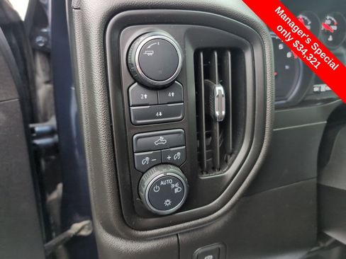 Used 2020 Chevrolet Silverado 2500 Custom w/ Custom Convenience Package image 18