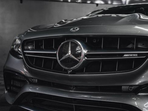 Used 2019 Mercedes-Benz E 63 AMG S w/ Driver Assistance Package image 5