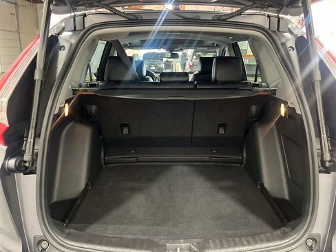 Used 2019 Honda CR-V Touring image 8