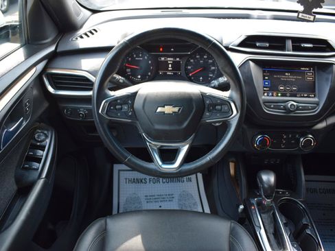 Used 2023 Chevrolet TrailBlazer ACTIV FWD image 16