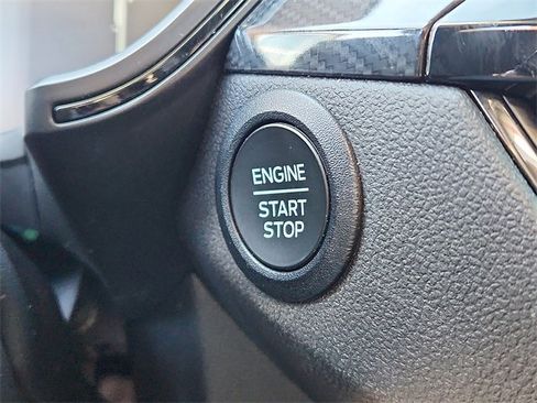 Used 2023 Ford Escape ST-Line Select image 19