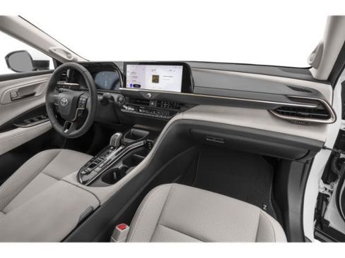 Certified 2024 Toyota Crown Limited image 15