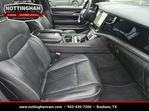 Used 2024 Jeep Grand Wagoneer L Series II w/ Quick Order Packagew 28T AWD/4WD image 28