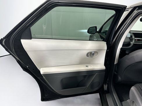 Used 2024 Hyundai Ioniq 5 SEL image 25