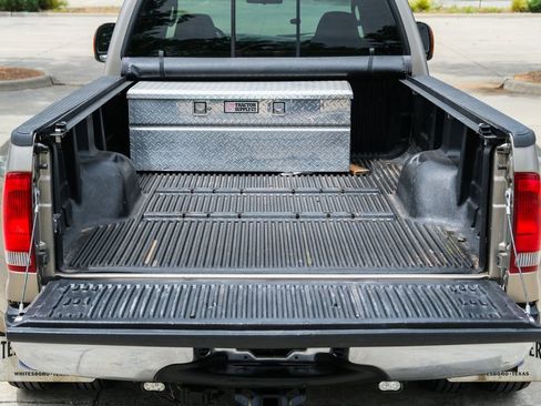 Used 2003 Ford F350 XLT RWD image 32