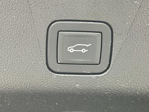 Used 2024 Cadillac Escalade Sport Platinum w/ Heavy-Duty Trailer Package image 13