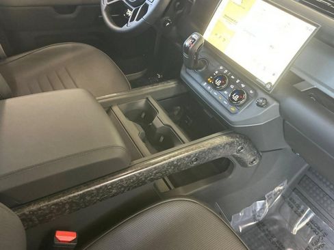 New 2026 Land Rover Defender 110 OCTA AWD/4WD image 18