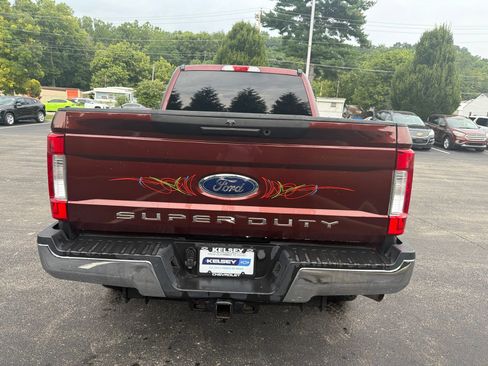 Used 2017 Ford F250 XLT AWD/4WD image 4