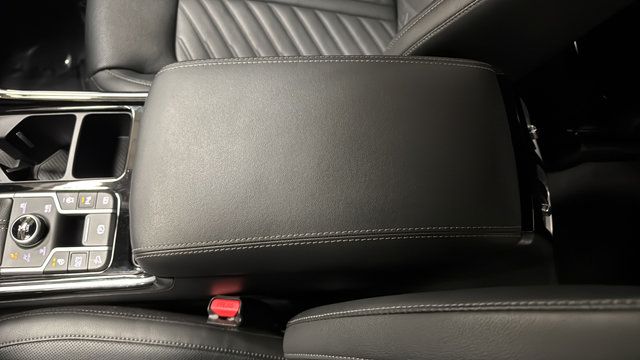 Used 2024 Kia Sorento SX Prestige AWD/4WD image 20