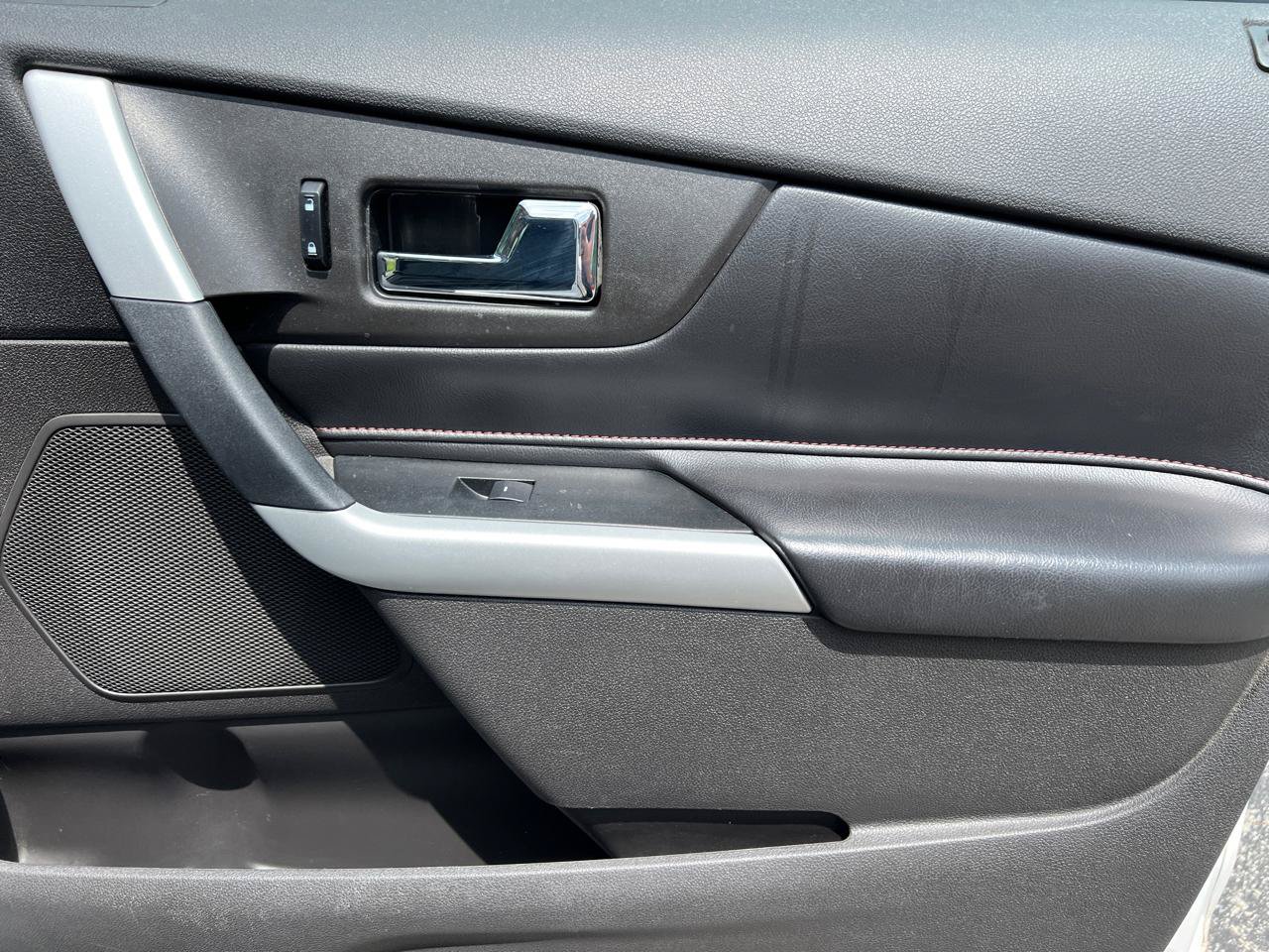 Used 2012 Ford Edge SEL AWD/4WD image 30