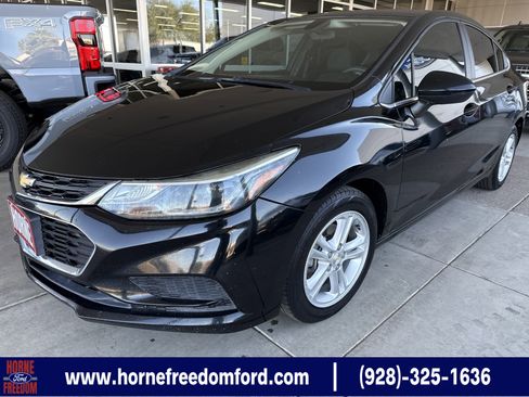 Used 2018 Chevrolet Cruze LT w/ LT Fleet Convenience Package image 1