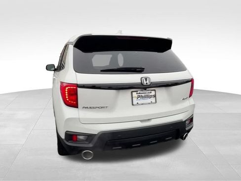 Used 2024 Honda Passport EX-L image 5
