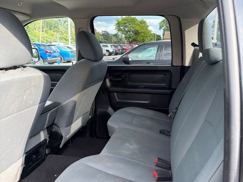 Used 2018 RAM 1500 Express w/ Wheel & Sound Group AWD/4WD image 8