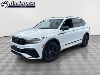 Used 2024 Volkswagen Tiguan SE R-Line AWD/4WD video 1