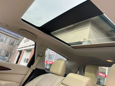 Used 2018 INFINITI QX60 Luxe w/ Deluxe Technology Package image 22