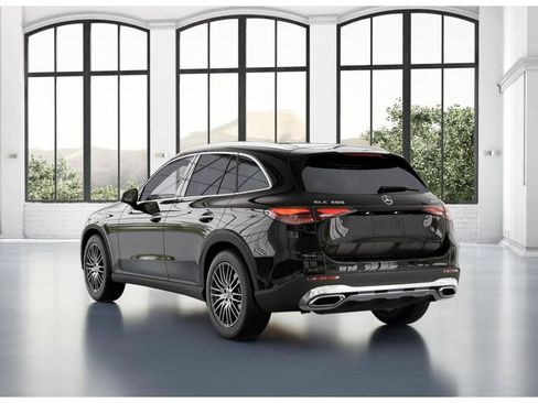 New 2026 Mercedes-Benz GLC 300 4MATIC image 28
