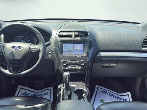 Used 2019 Ford Explorer XLT w/ Equipment Group 202A AWD/4WD image 16