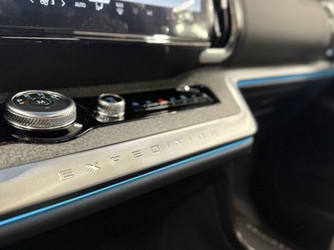 New 2026 Ford Expedition Tremor image 27