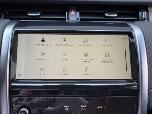 Used 2022 Land Rover Discovery Sport SE R-Dynamic image 28