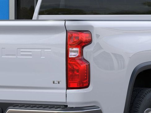 New 2025 Chevrolet Silverado 2500 LT w/ Convenience Package image 11