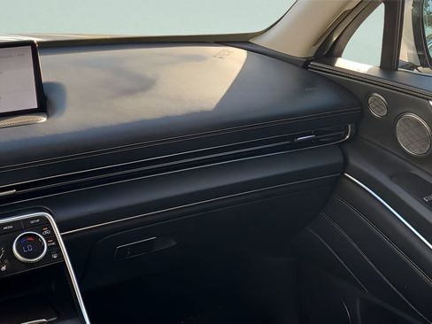 Used 2021 Genesis GV80 2.5T w/ Prestige Package 04 image 23