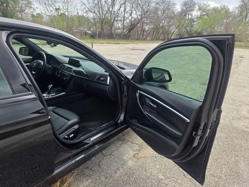 Used 2016 BMW 328i Sedan w/ Driver Assistance Package RWD image 18