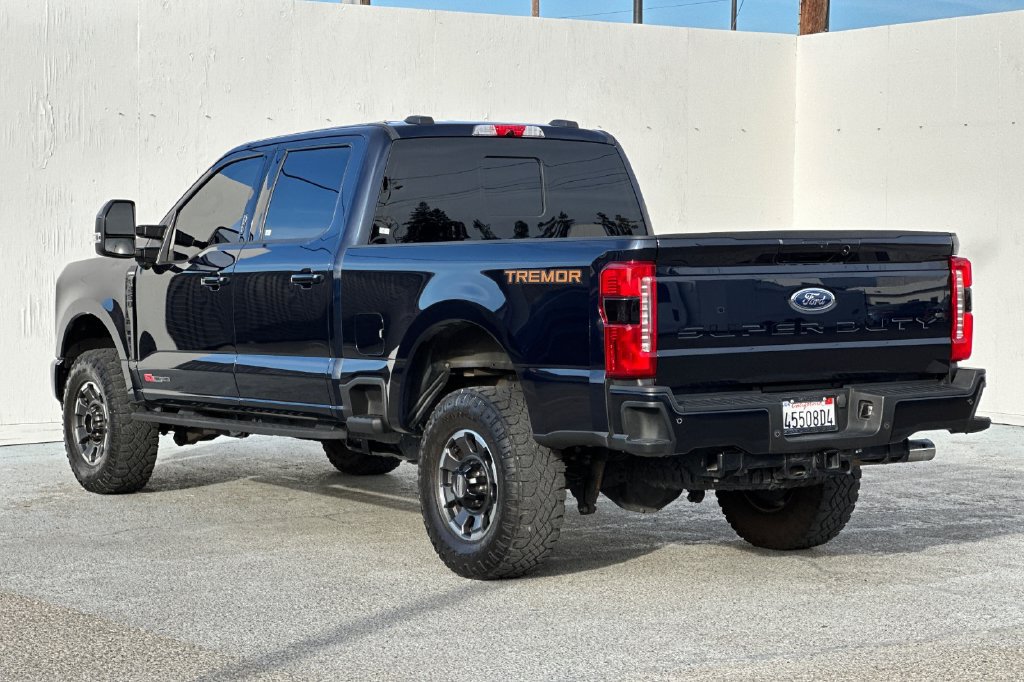 Used 2023 Ford F250 Lariat w/ Lariat Ultimate Package AWD/4WD image 5