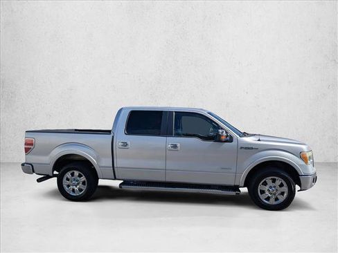 Used 2012 Ford F150 Lariat w/ Lariat Chrome Pkg image 4