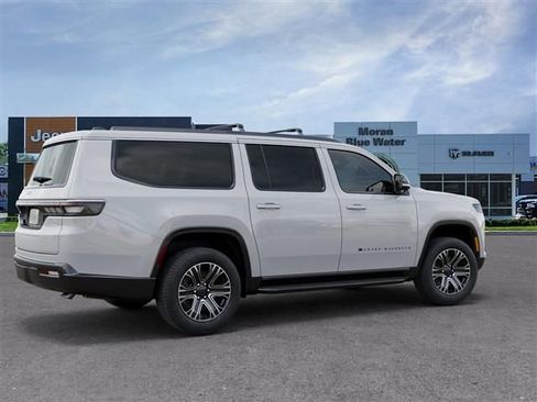 New 2026 Jeep Grand Wagoneer L 4WD w/ Premium Group I image 4