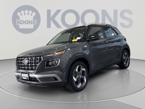 Used 2023 Hyundai Venue Limited FWD image 1