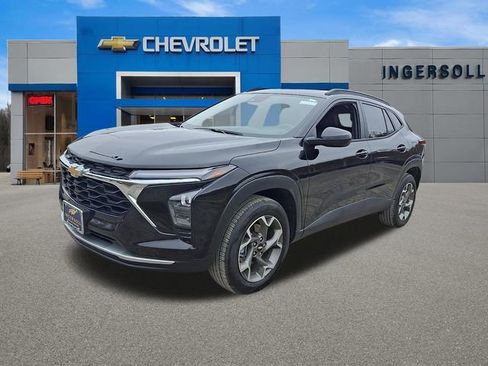 Used 2026 Chevrolet Trax LT w/ Driver Confidence Package FWD image 31