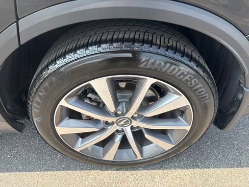 Used 2025 Acura MDX FWD w/ Technology Package image 11