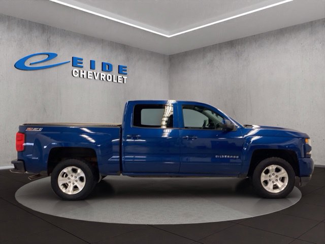 Used 2017 Chevrolet Silverado 1500 LT w/ All Star Edition AWD/4WD image 15