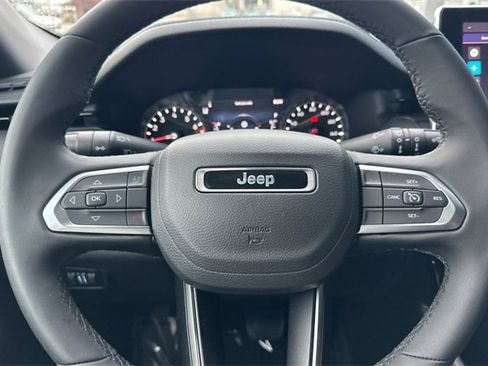 Used 2024 Jeep Compass Latitude w/ Convenience Group image 26
