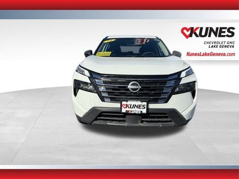Used 2024 Nissan Rogue S image 12