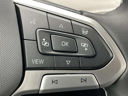 New 2026 Volkswagen Taos S FWD image 21