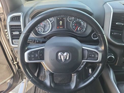 Used 2021 RAM 1500 Big Horn AWD/4WD image 18