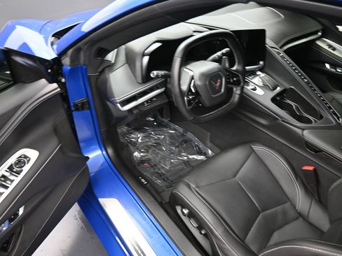 Used 2022 Chevrolet Corvette Stingray Preferred Conv RWD image 12