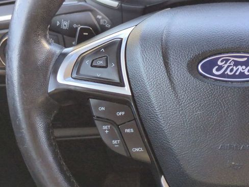 Used 2020 Ford Edge SEL w/ Convenience Package image 23