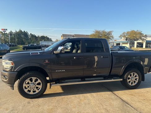 Used 2019 RAM 2500 Laramie image 2