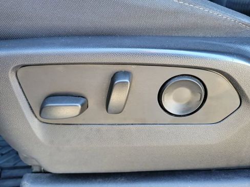 Used 2023 Chevrolet Silverado 1500 RST image 20