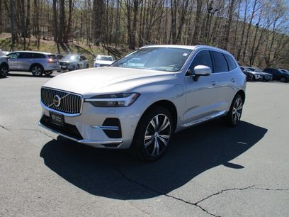 Used 2022 Volvo XC60 T8 Inscription w/ Advanced Package