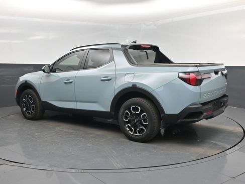 Used 2023 Hyundai Santa Cruz SEL Premium image 4