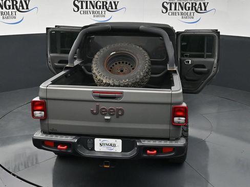 Used 2022 Jeep Gladiator Rubicon w/ Trailer Tow Package AWD/4WD image 38