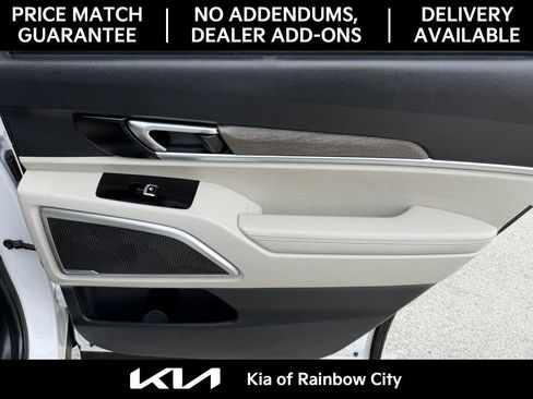 Used 2022 Kia Telluride EX image 17